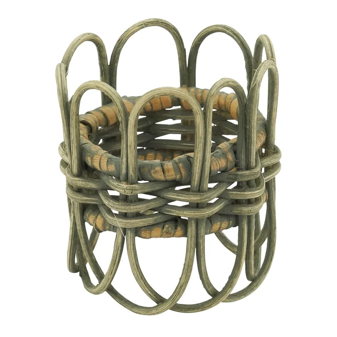 Fennco Styles Handmade Twisted Rattan Napkin Rings, Set of 4 - Natural Braided Napkin Holders for Home Décor, Family Gatherings, Banquets, Holidays and Special Events