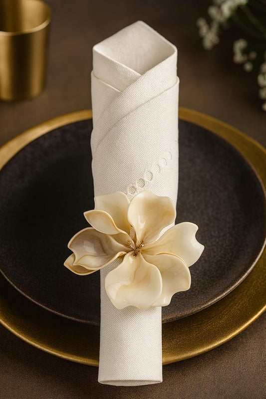 Ronds de serviette décoratifs au design floral élégant