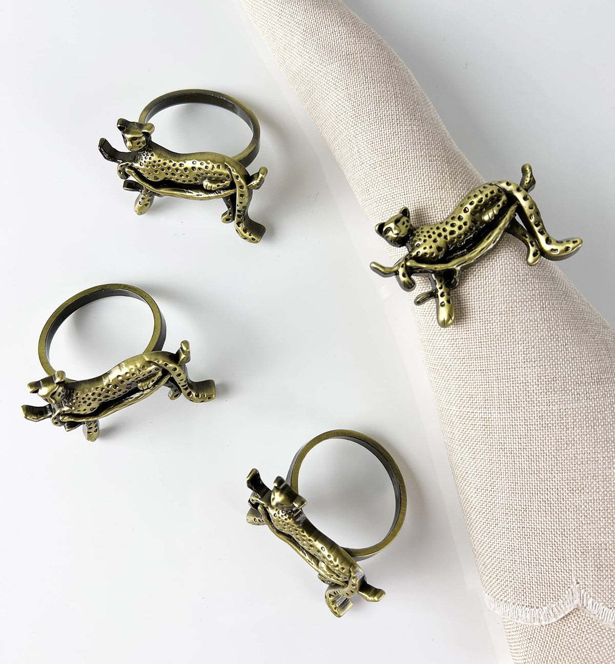 Fennco Styles Leopard Metal Napkin Rings, Set of 4 – Bronze Animal Napkin Holders for Home Décor, Dining Table, Family Gathering, Themed Party, Banquet and Special Occasion