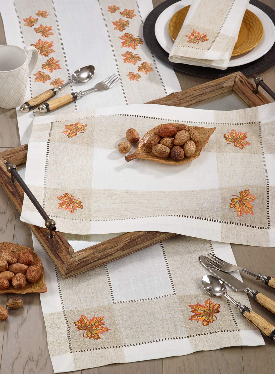 Hommage Brodé Collection Placemats