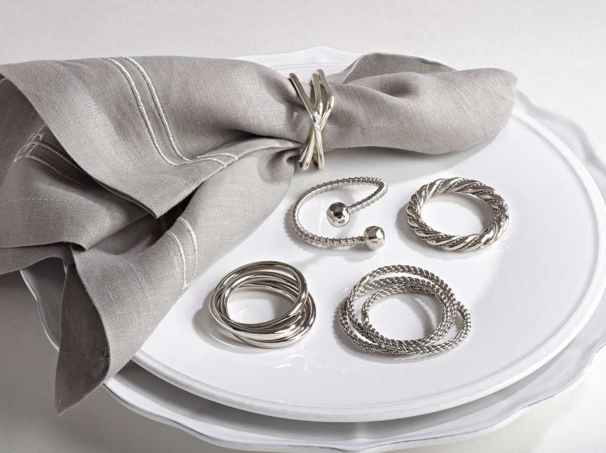 Classic Three Rings Design Silver Metal Napkin Rings