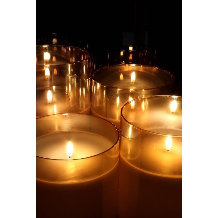 Champagne Radiance Poured Candle 5.75 x 5.75 in