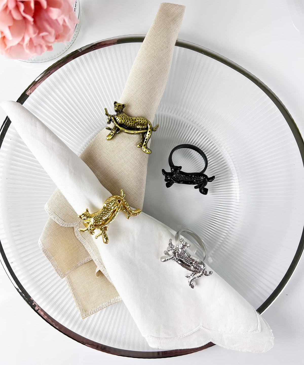 Fennco Styles Leopard Metal Napkin Rings, Set of 4 – Bronze Animal Napkin Holders for Home Décor, Dining Table, Family Gathering, Themed Party, Banquet and Special Occasion