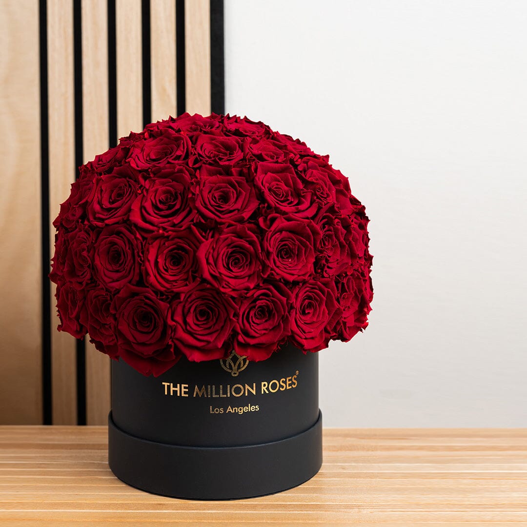 Boîte Superdome noire classique | Roses rouges
