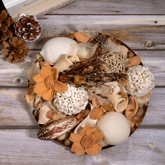 Amber & Paperwhite Box Potpourri
