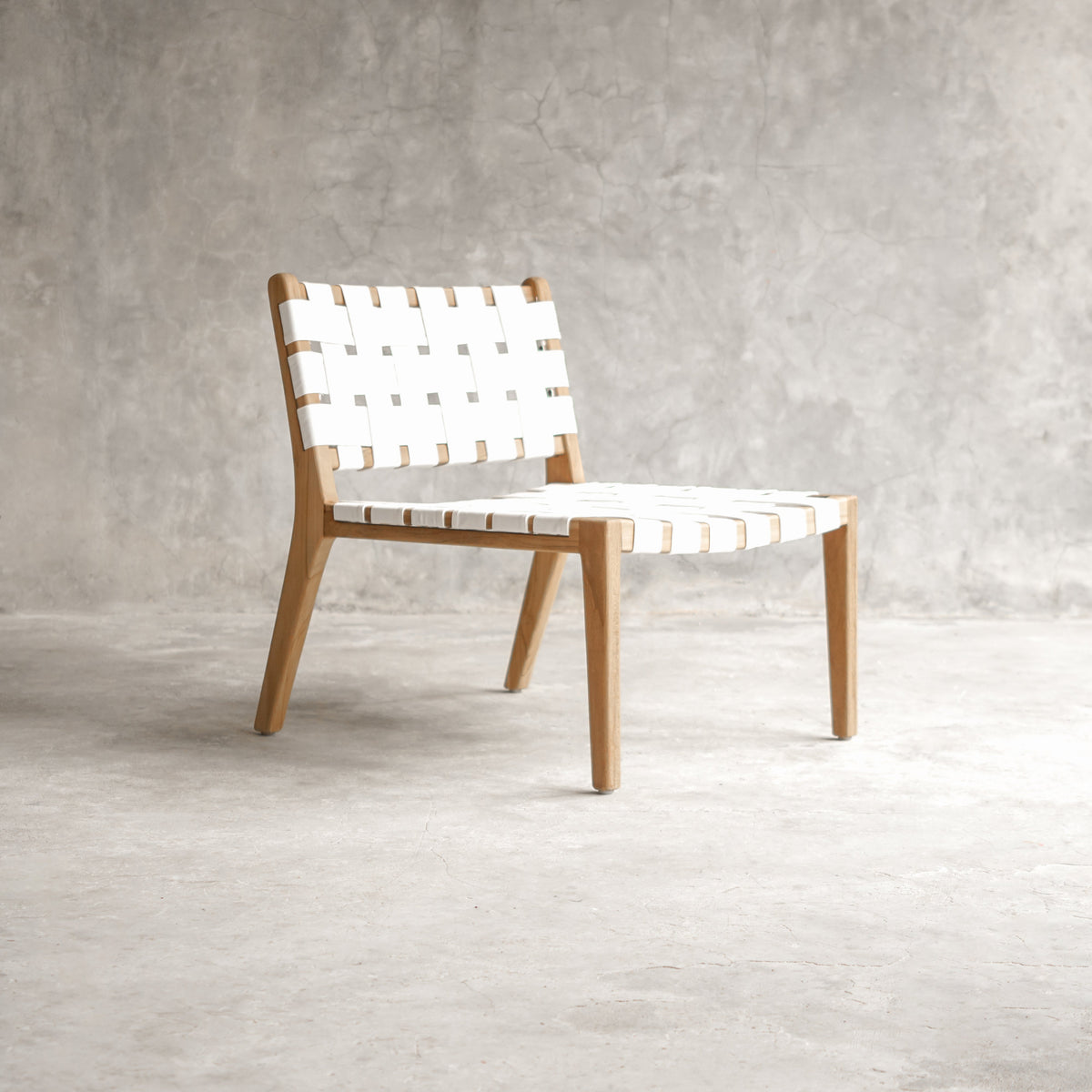Tasha Leather Relax Chair – Modern Lounge Accent Chair