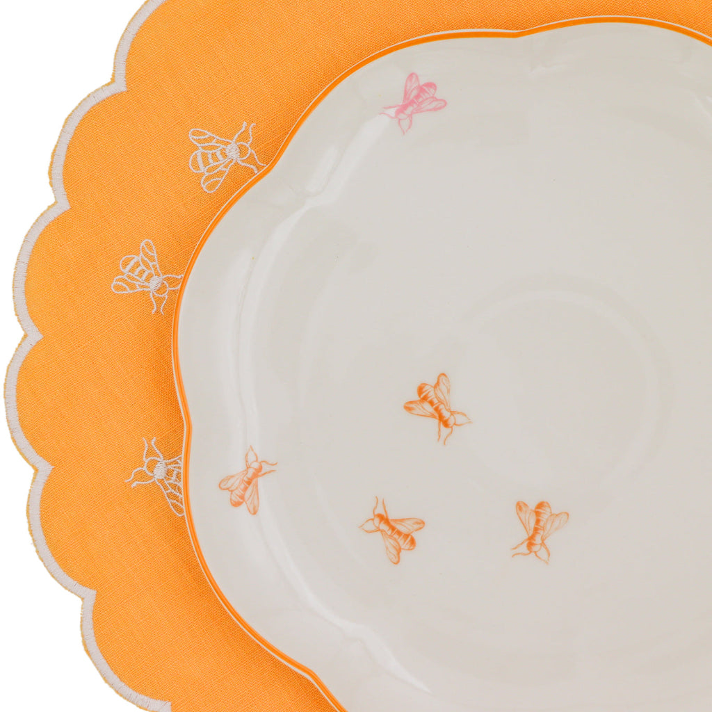 Bumble Voyage Scalloped Ceramic Dinner Plates – Case of 12 (+3 Bonus Plates)