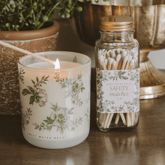 Candela in soia floreale verde - Barattolo in vetro colorato traslucido bianco - 340 g (Lavanda e Salvia)