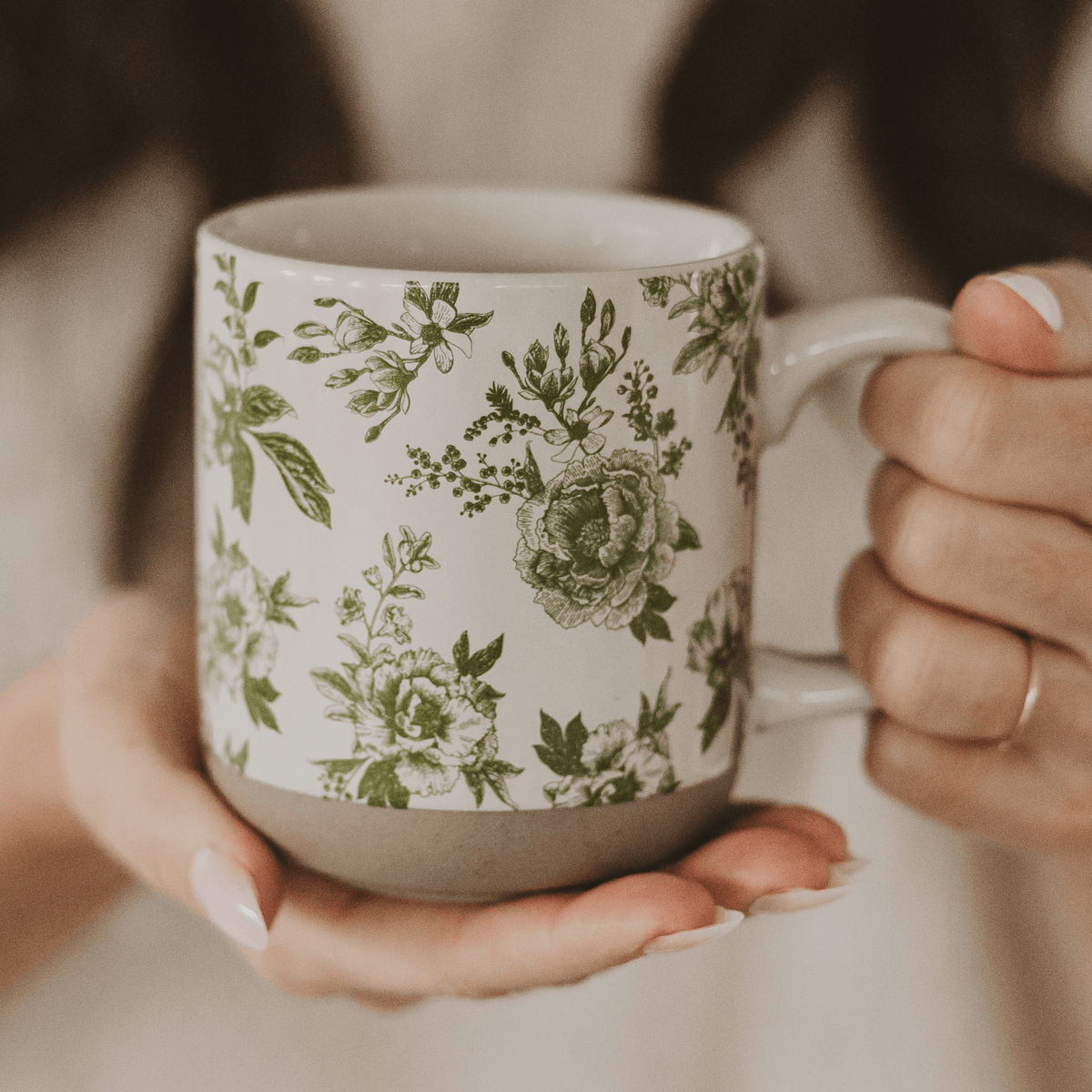 Green Delft 14 oz Stoneware Coffee Mug