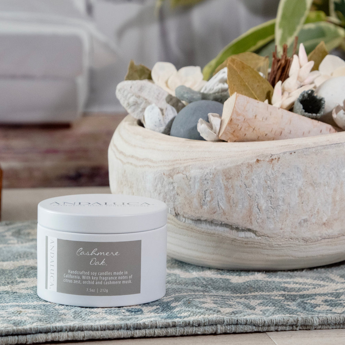 Cashmere Oak 6 oz. Tin Candle