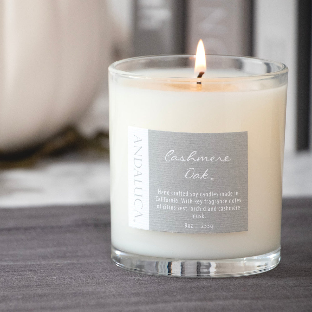 Cashmere Oak 9oz Candle