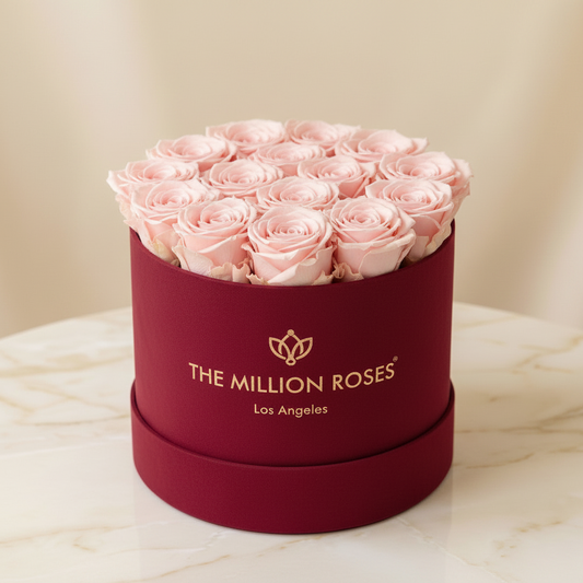 Cofanetto classico in camoscio bordeaux | Rose rosa chiaro