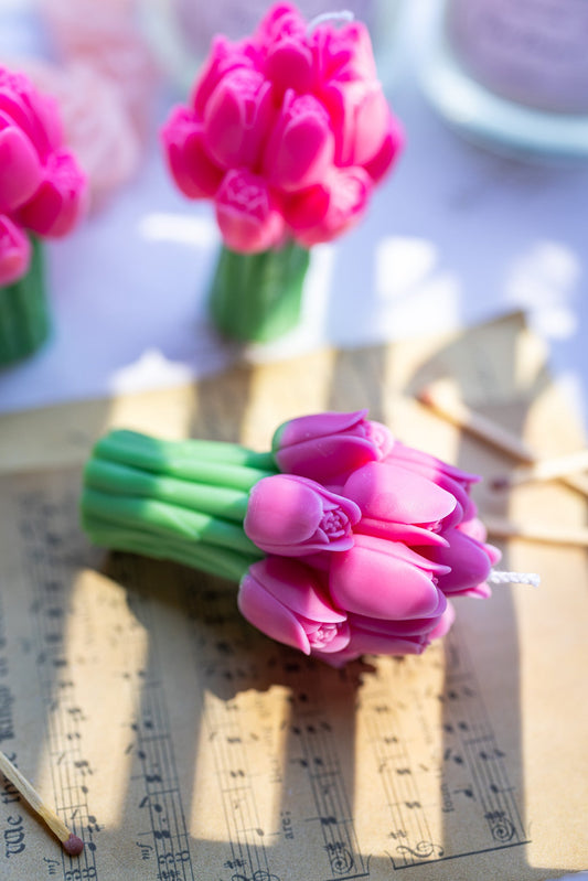 Bougie parfumée à la tulipe – Bougie en cire de soja aux notes florales fraîches
