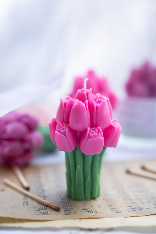 Bougie parfumée à la tulipe – Bougie en cire de soja aux notes florales fraîches