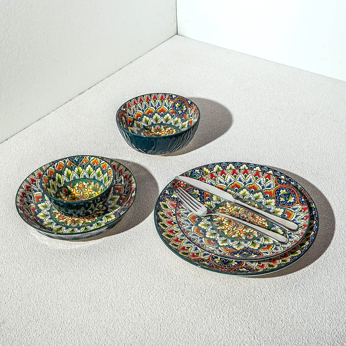 Verdant Bohemian 10-Piece Stoneware Dinnerware Set