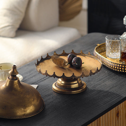 Cloche en métal avec socle