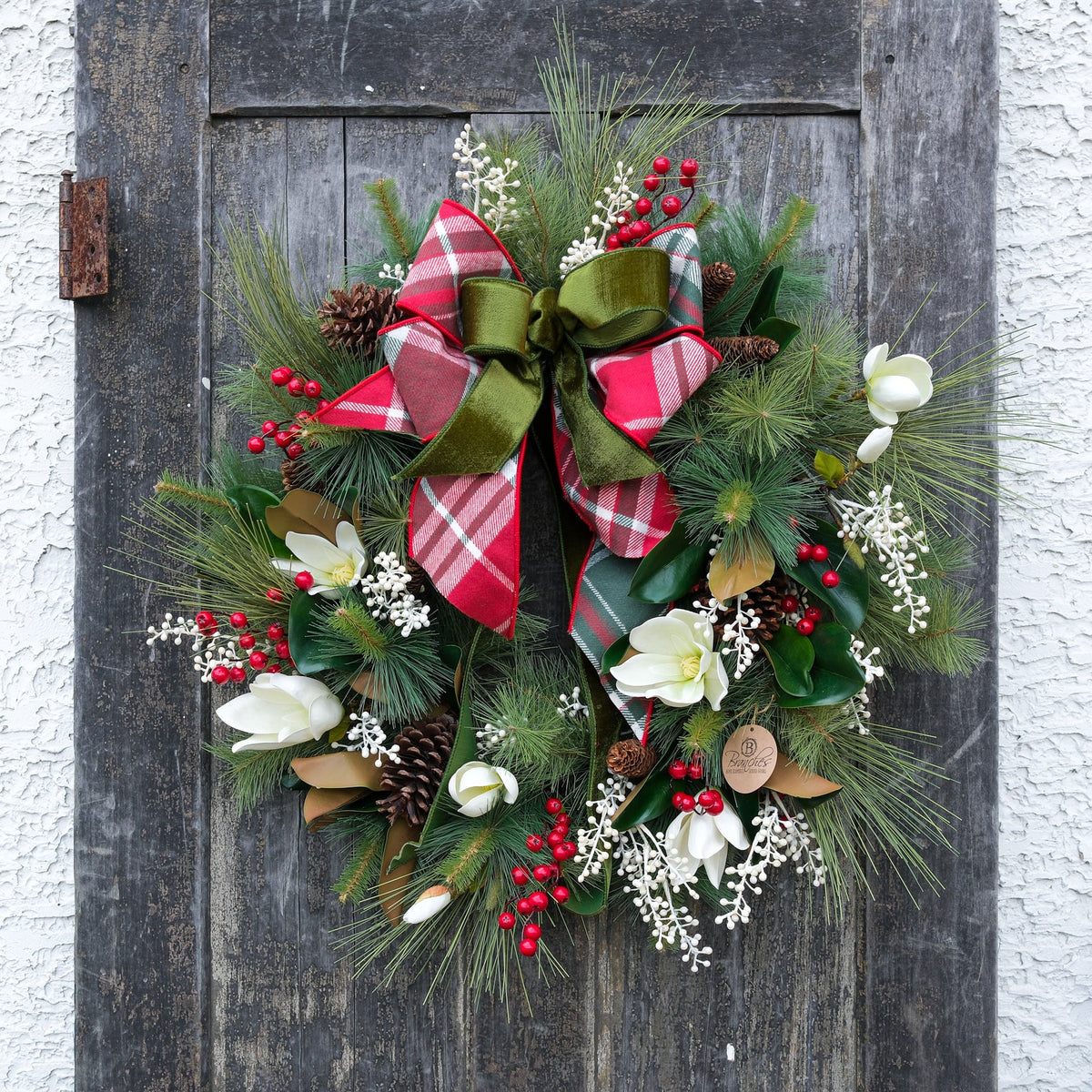 Sea Pines Holiday Wreath with Bow