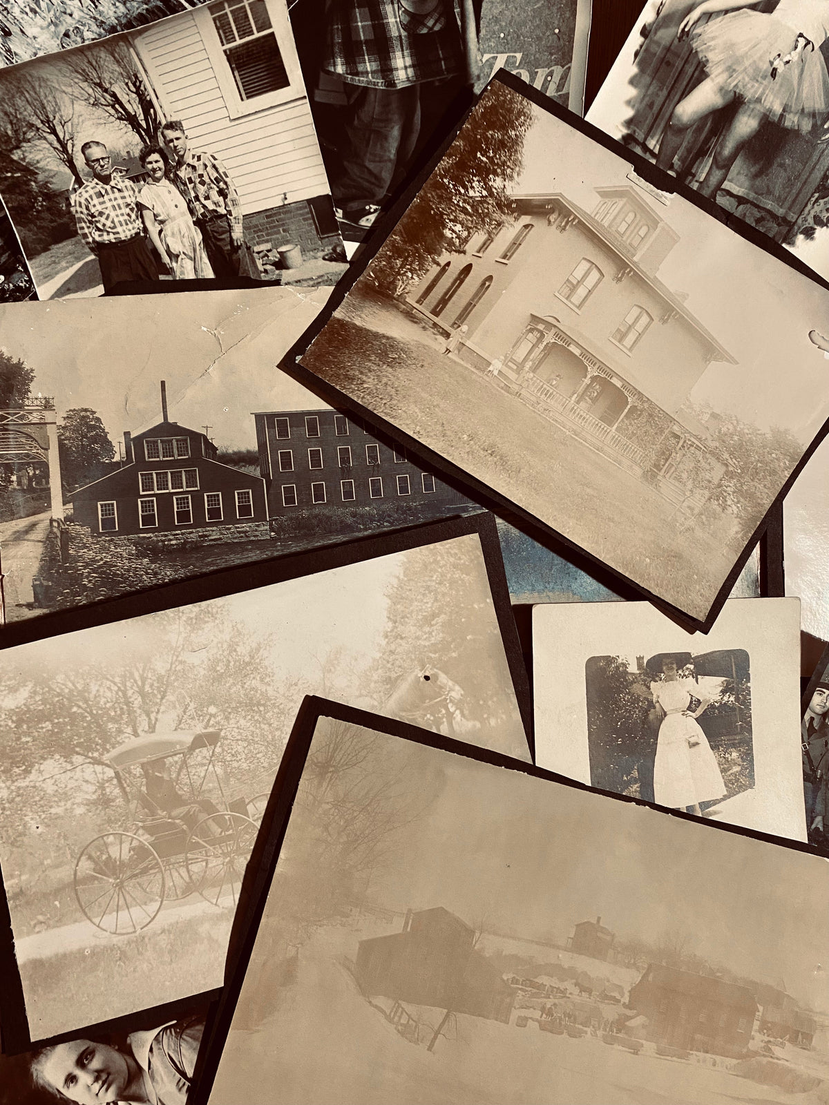 Antique Black & White Photos ** GENUINE VINTAGE
