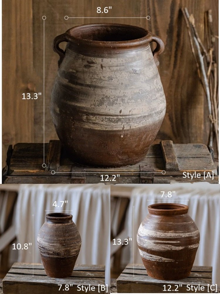 Pot en terre cuite marron de restauration
