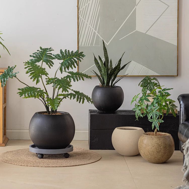 Round Magnesium Clay Planter