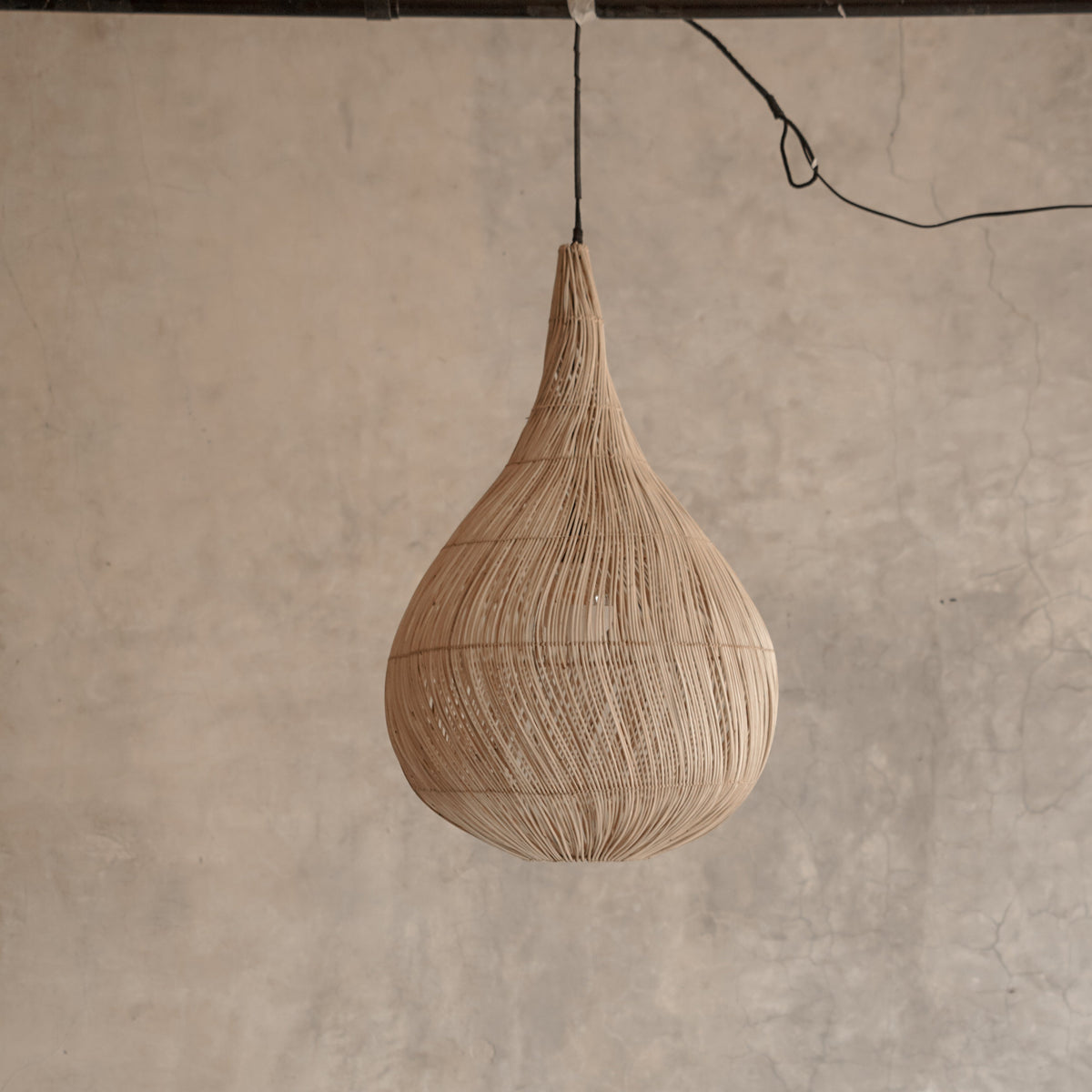 Alannah Rattan Hanging Lamp - Modern Organic Pendant Light