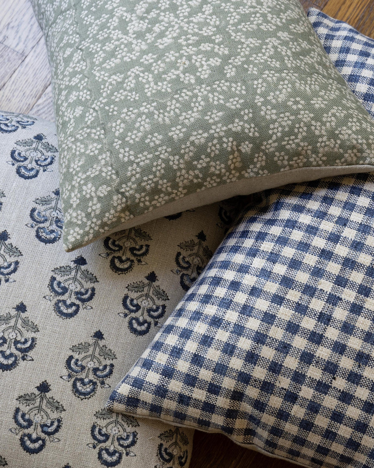 Designer Pacific Floral Linen Pillow Cover with Insert – 20x20