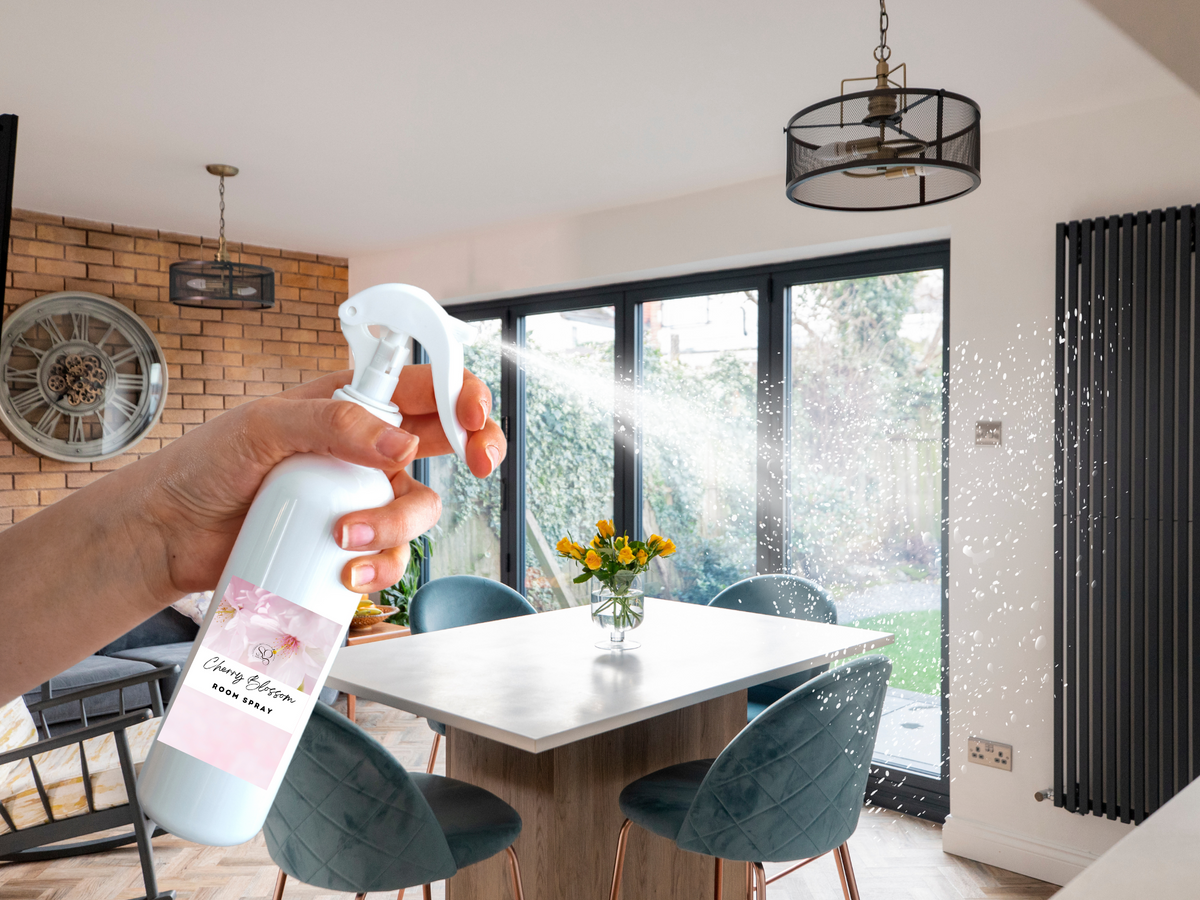 Floral & Feminine Room & Linen Spray – Trigger Spray | Soft Botanicals