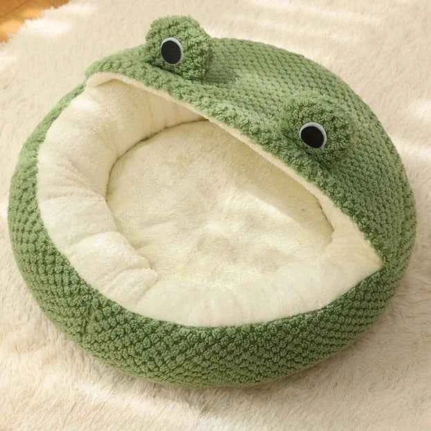 Kawaii Frog Shape Pet Nest – Winter Warm Plush Cat & Dog Villa (3 Styles, Anti-Slip, Removable Cushion)