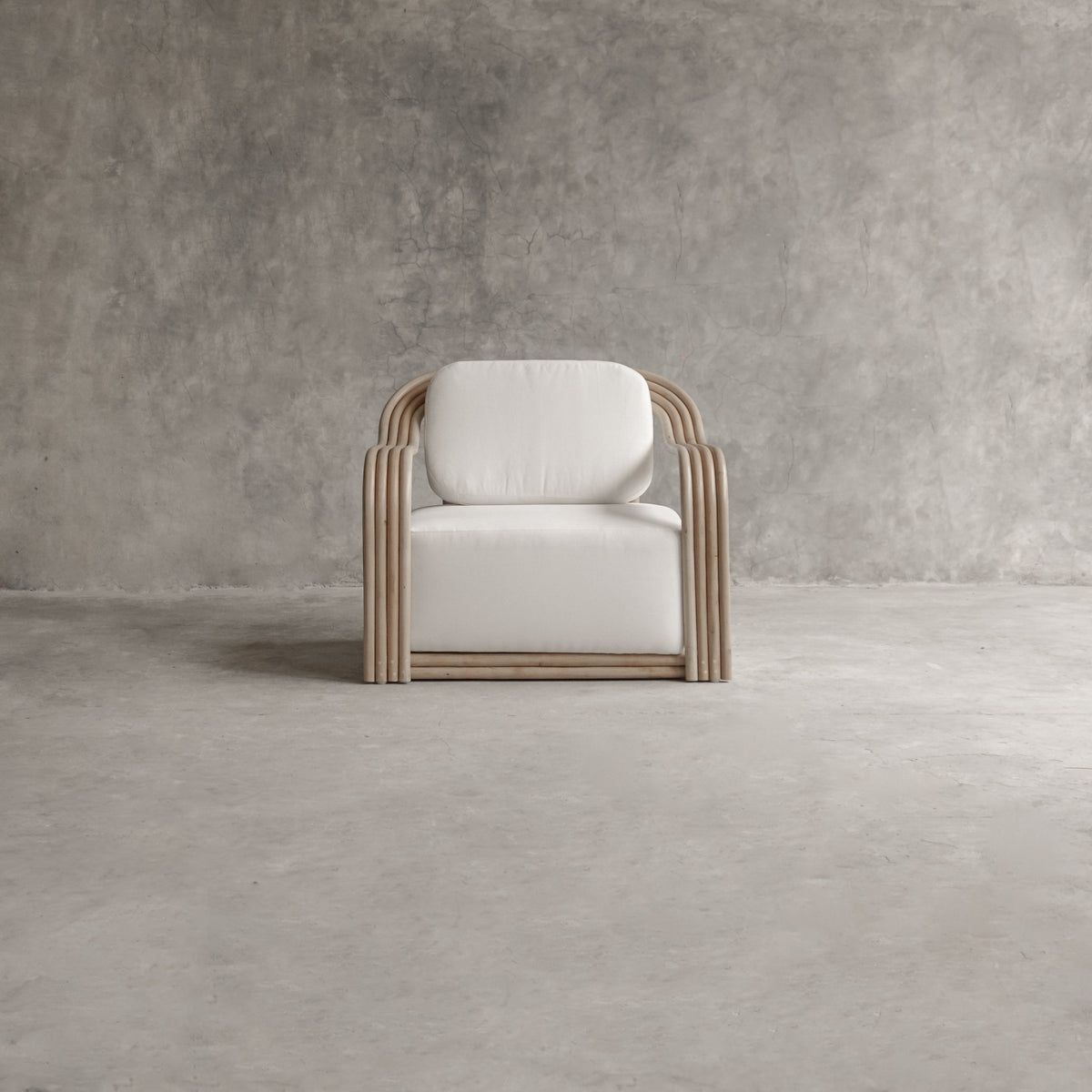 Bailey Plush Lounge Chair | Curved Arm Accent Chair for Living Rooms