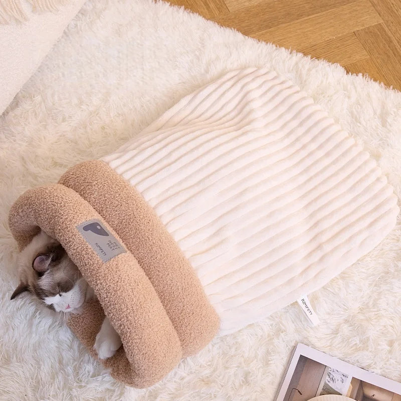 Kawaii Winter Plush Cat Sleeping Bag – Enclosed Snuggle Sack with Burrow Entry for Anxious & Cozy Cats (White & Khaki, M & L)