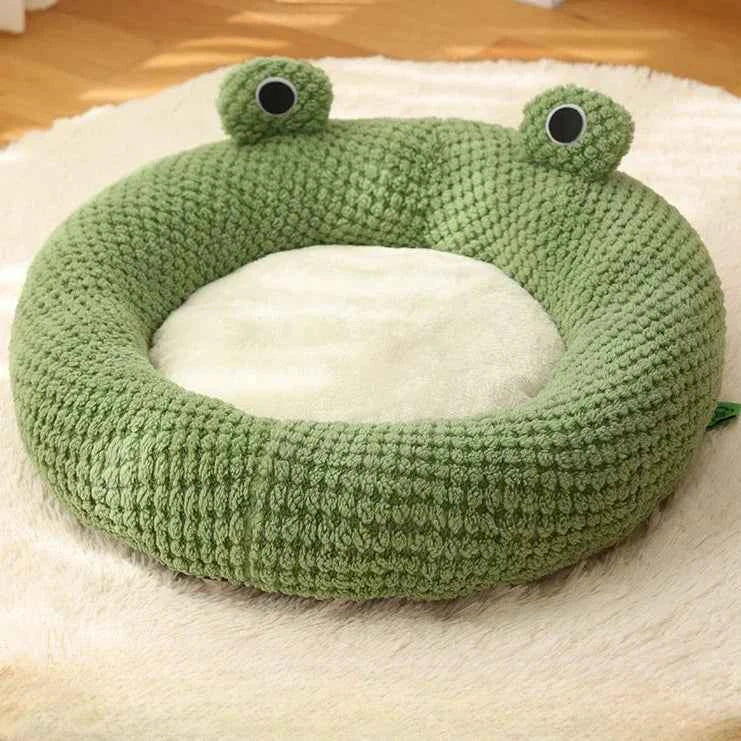 Kawaii Frog Shape Pet Nest – Winter Warm Plush Cat & Dog Villa (3 Styles, Anti-Slip, Removable Cushion)