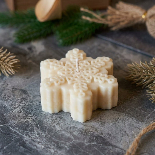 Candela di soia ai fiocchi di neve | Decorazione natalizia artigianale