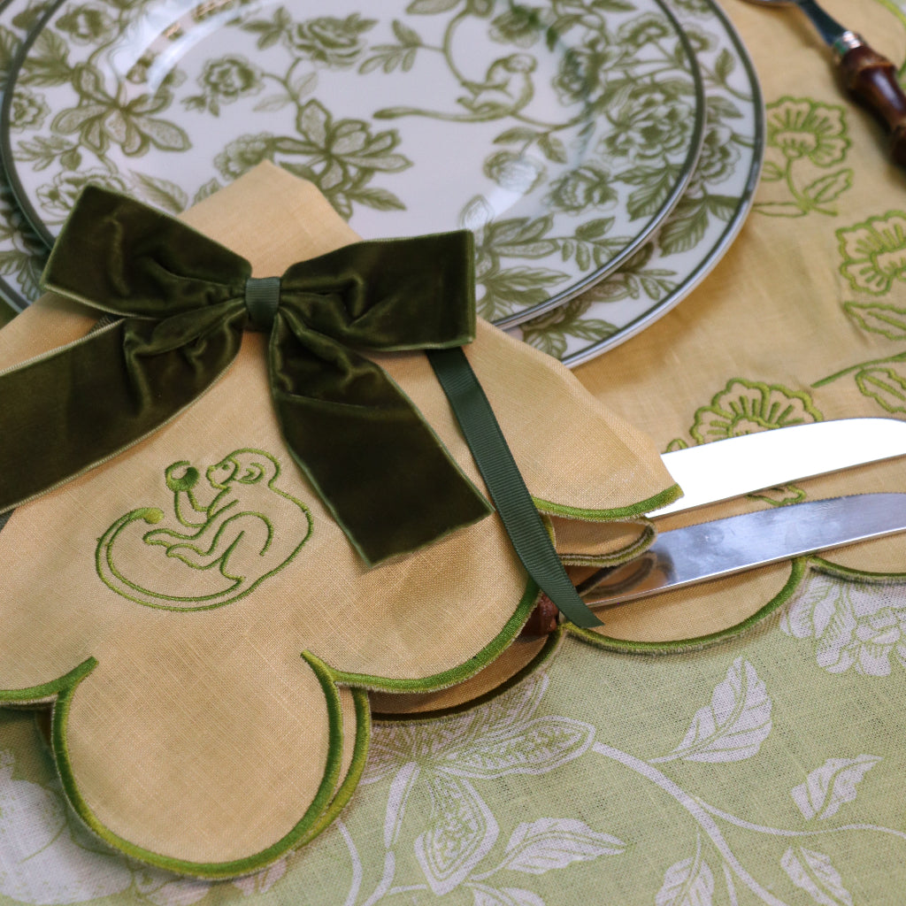 Sunlit Moss Linen Napkins – Set of 4