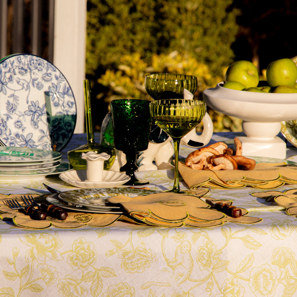 Sunlit Moss Linen Napkins – Set of 4