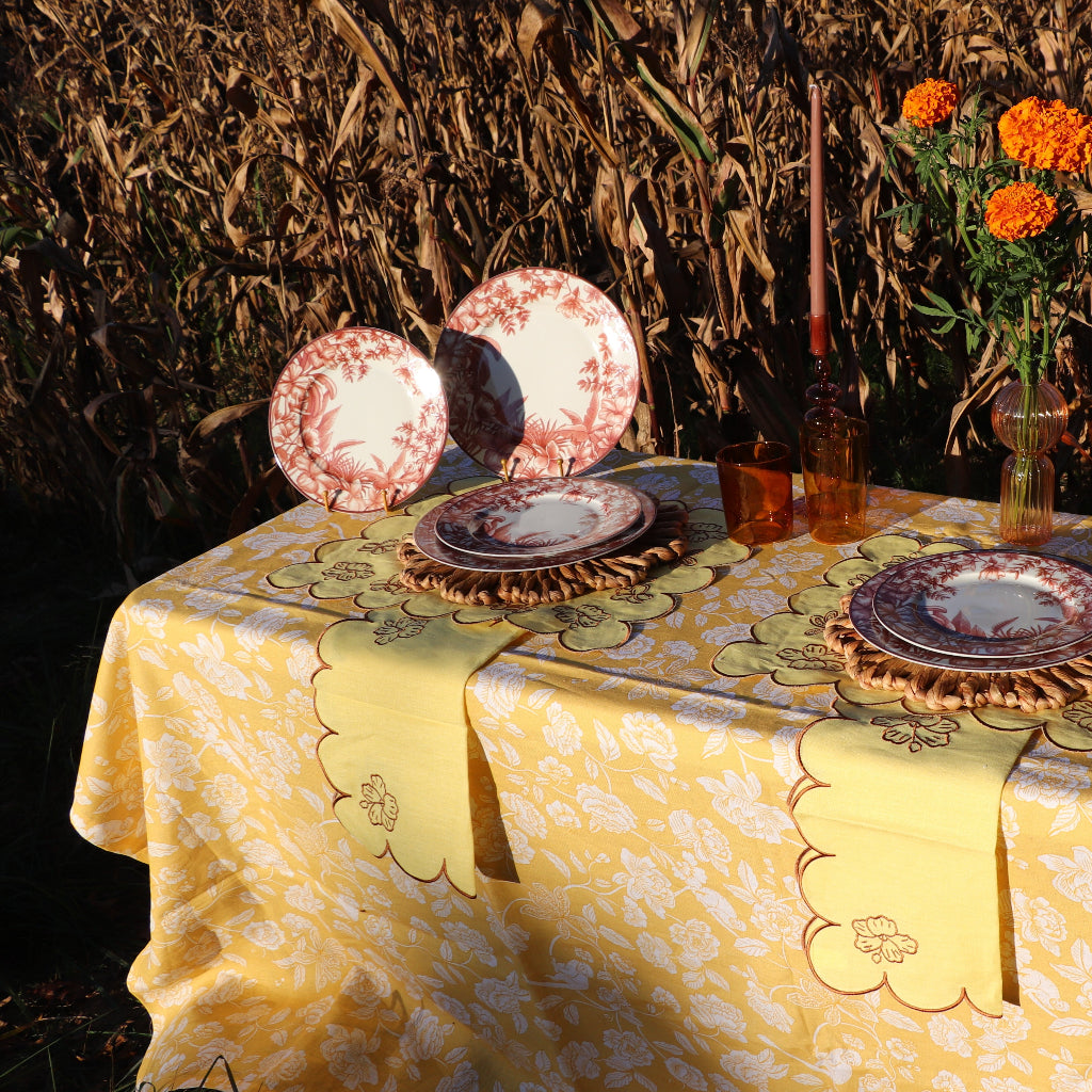 Tawny Marigold Linen Napkins – Set of 4