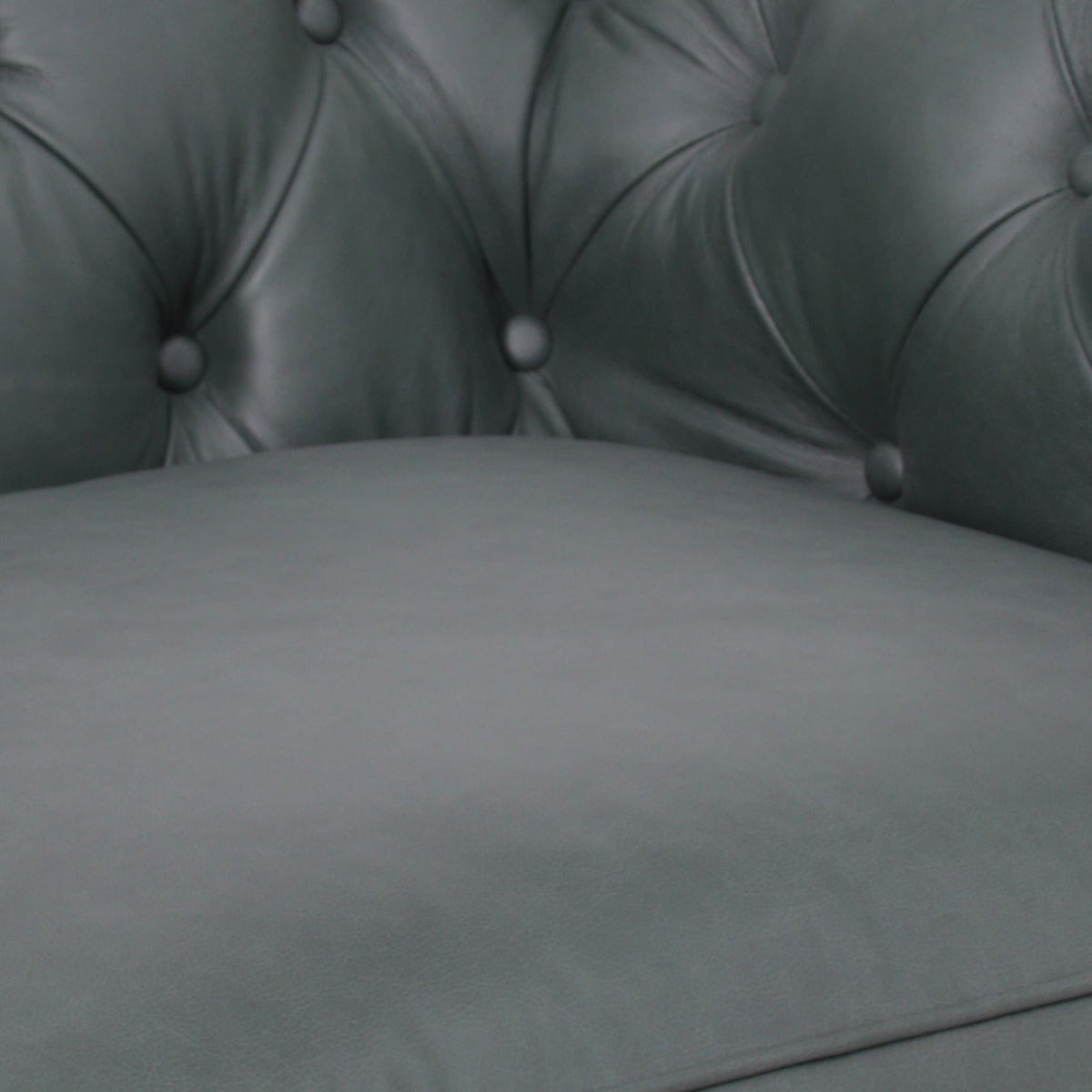 Belgravia Chesterfield Tufted Top Grain Leather Sofa – Classic Elegance Meets Modern Comfort