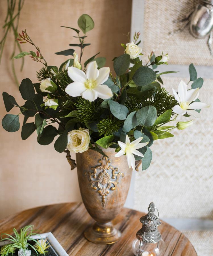 Bouquet di fiori artificiali con clematide e verde, altezza 50 cm
