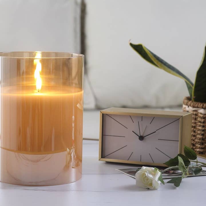 Radiance Poured Candle Champagne 5.75 x 7.75 in