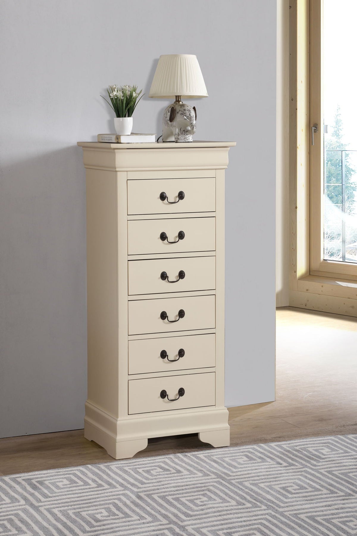 Traditional Style Lingerie Storage Chest Timeless