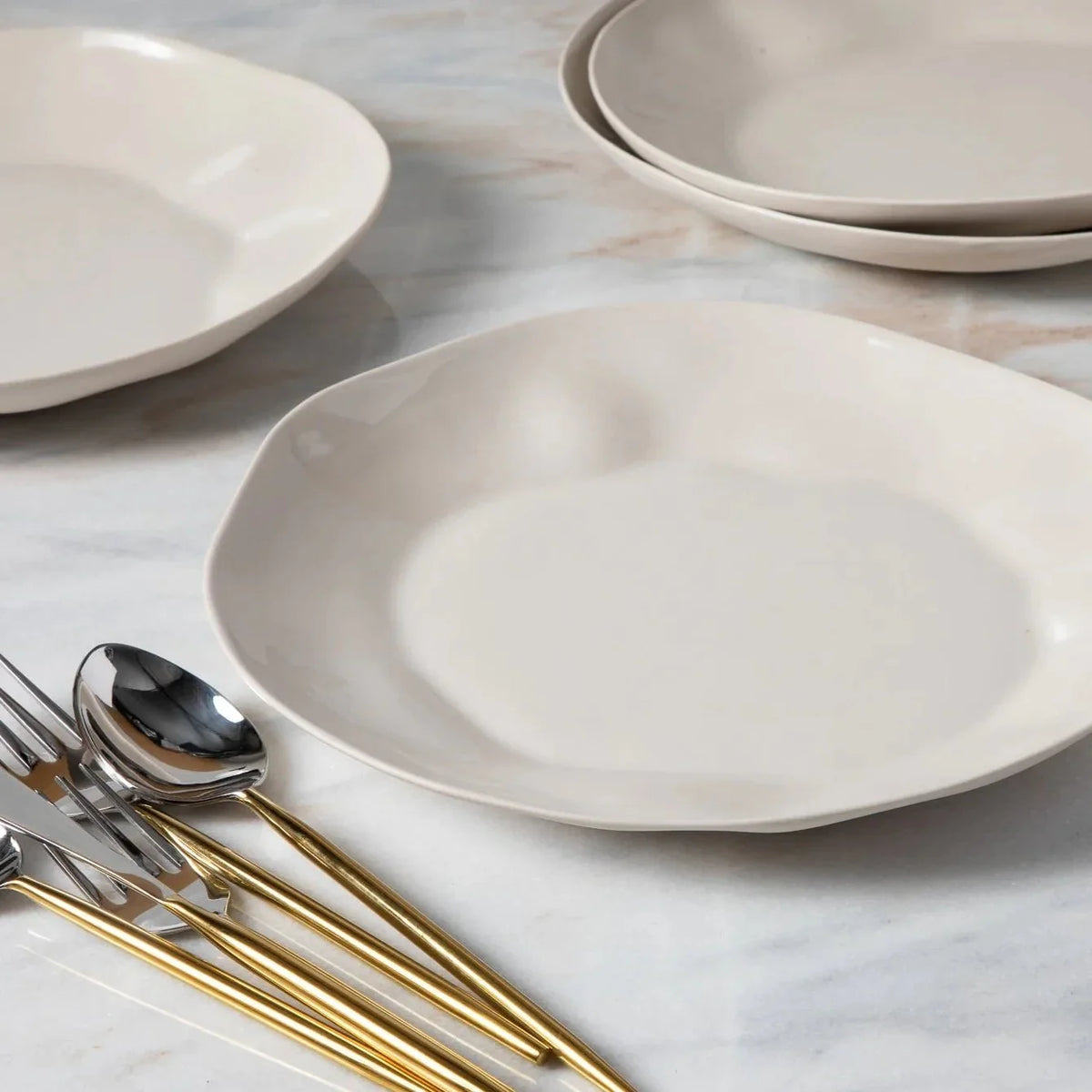 Rugueux Stoneware Dinner Plate, Pearl