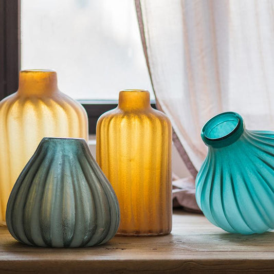 Vase en verre soufflé à la bouche en verre d'art dépoli