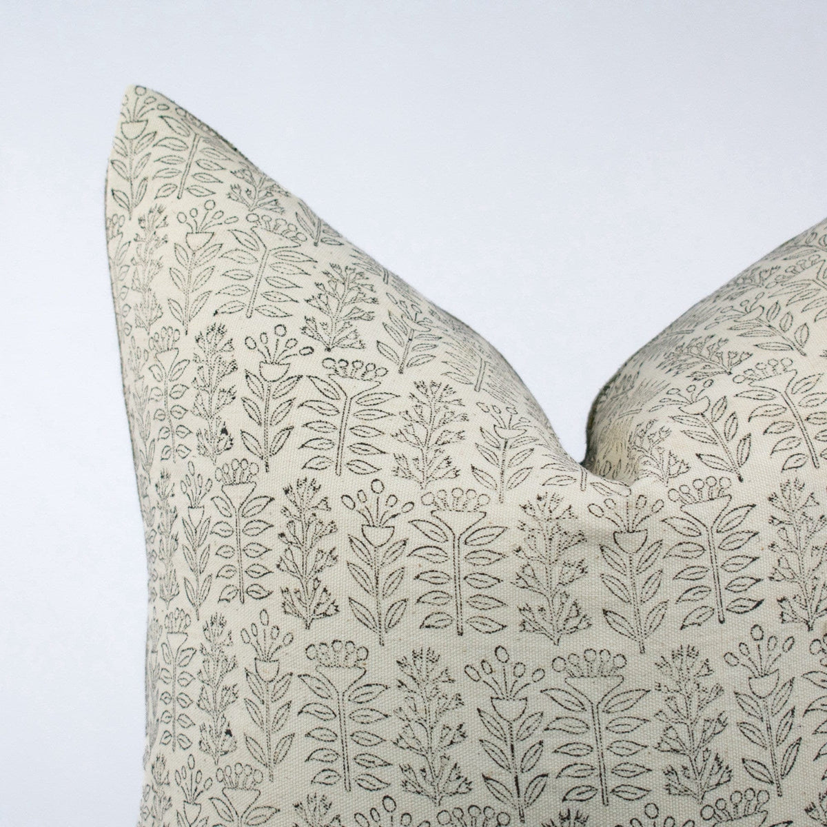 Pillow Covers For Couch, Blockprinted Floral Linen Cushion, Indian Handmade Design, Cozy Neutral Pillow, New Homeowner Gift - TRIVENI FERN