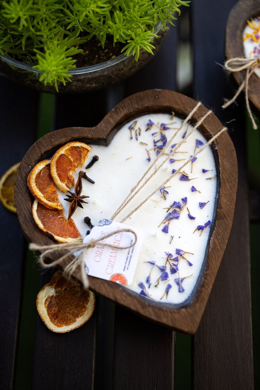 Bougie cœur à la cire de soja parfumée à l'orange avec 3 mèches en coton pour occasions spéciales