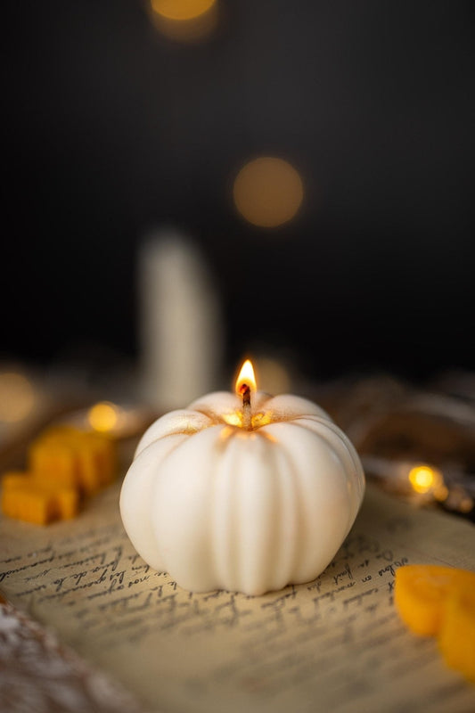 Bougie au soja à la citrouille - Décoration d'automne et d'Halloween, en forme de citrouille, parfumée