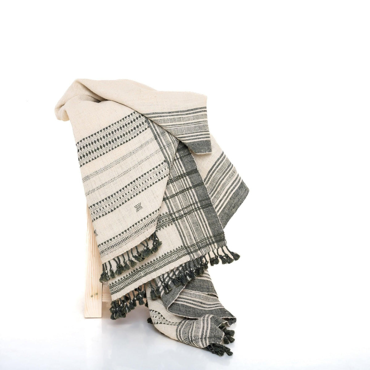 White Indian Wool Throw Blanket, Handwoven Couch Coverlet with Minimalist Bed Accent - SOLITAIRE