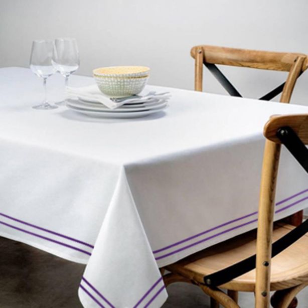 Double Embroidery Border Poly Cotton Sateen Solid Table Cloth