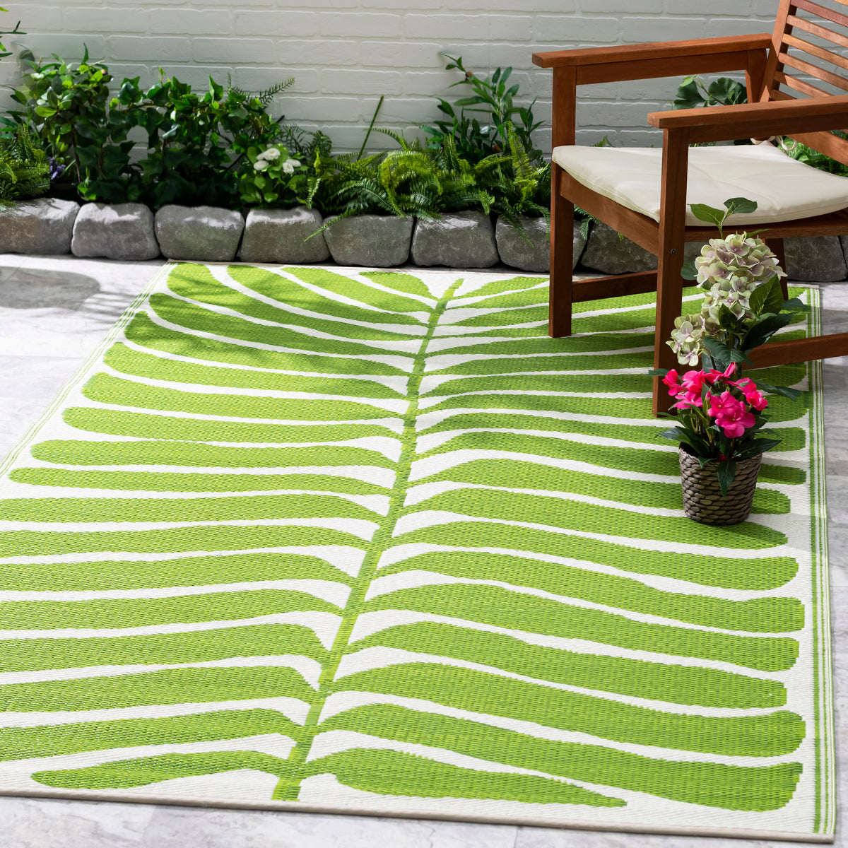 Hilo - Green Floral Outdoor Rug for Patio