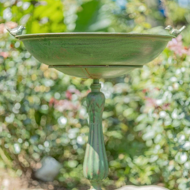 La Volière Pedestal Birdbath in Antique Green