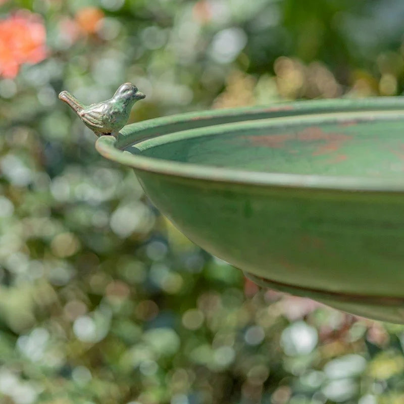 La Volière Pedestal Birdbath in Antique Green