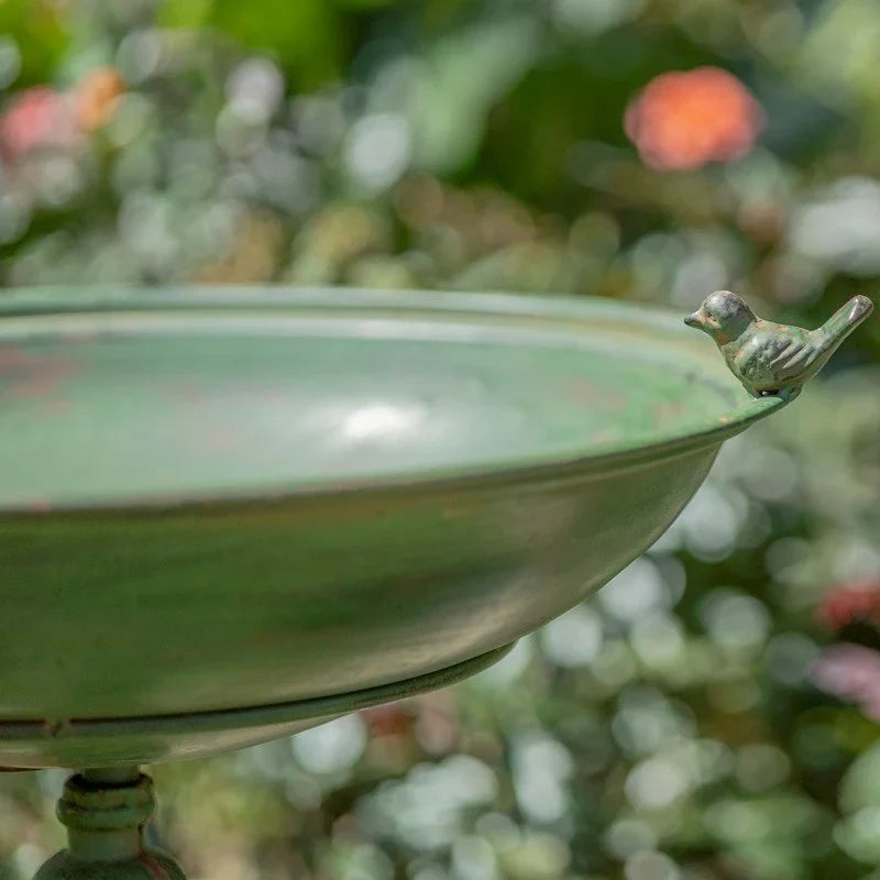 La Volière Pedestal Birdbath in Antique Green